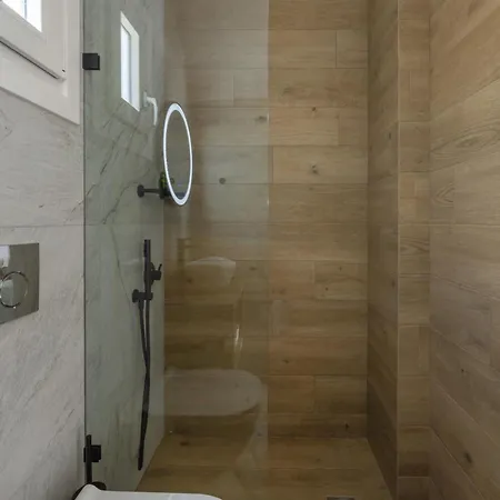 Irini's Poiema * Lefkes (Paros)