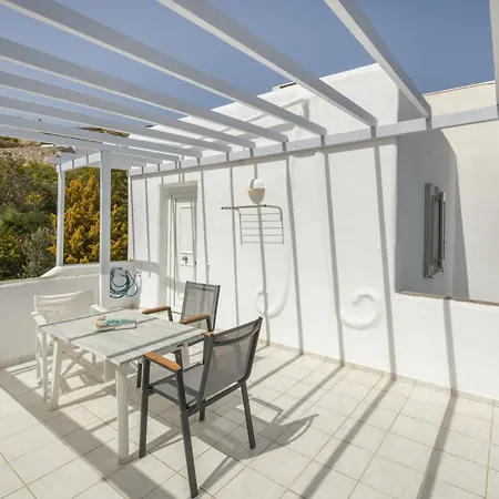 Apartament Irini's Poiema *